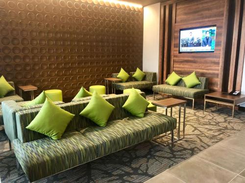 Zona de estar de Wingate by Wyndham Kamloops