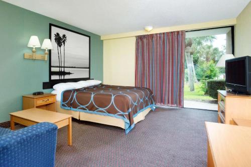 Katil atau katil-katil dalam bilik di Super 8 by Wyndham St. Augustine