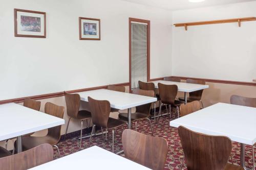 Restaurace v ubytování Super 8 by Wyndham Shipshewana