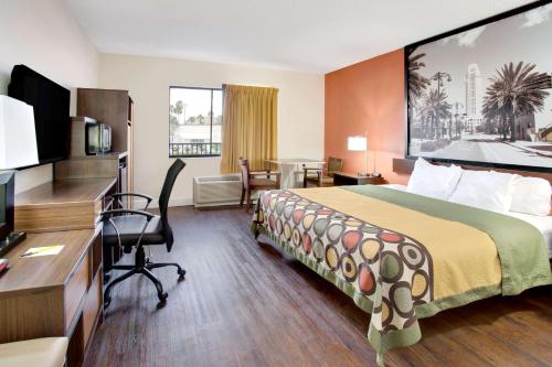 Imagen de la galería de Super 8 by Wyndham Orlando International Drive, en Orlando