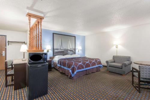 Super 8 by Wyndham New Castleにあるベッド