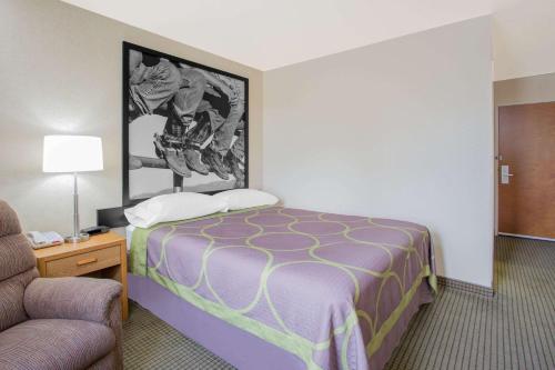 Letto o letti in una camera di Super 8 by Wyndham Havre