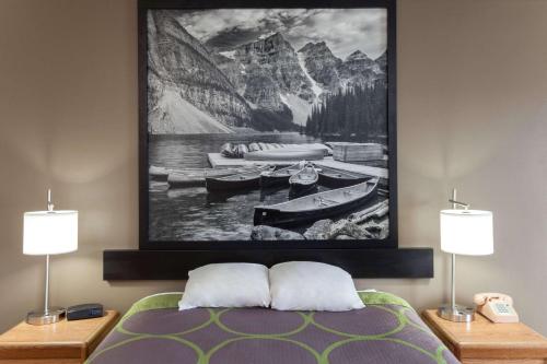 Super 8 by Wyndham Gilman – Photos 4