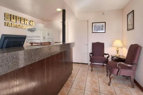 Super 8 by Wyndham Oklahoma Fairgrounds in Edmond