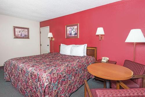 Letto o letti in una camera di Days Inn by Wyndham New Market I-81