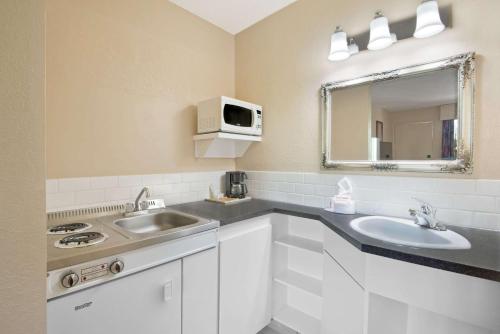 Galería fotográfica de Howard Johnson by Wyndham Red Deer en Red Deer