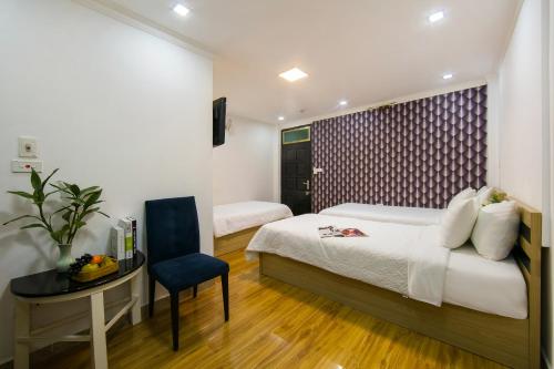 Кровать или кровати в номере golden time hostel