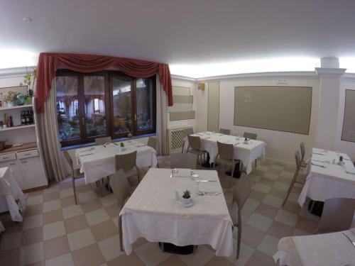 Fotografie z fotogalerie ubytování Hotel Ristorante Centrale v destinaci Vestone
