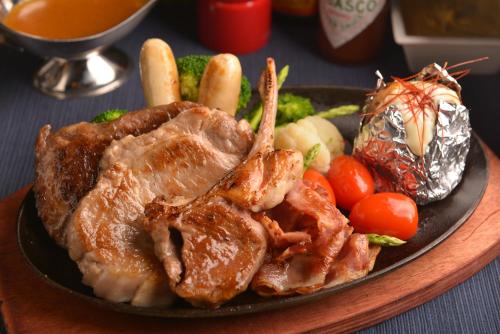 Makanan di atau berdekatan hotel