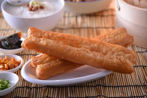 Makanan di atau berdekatan hotel