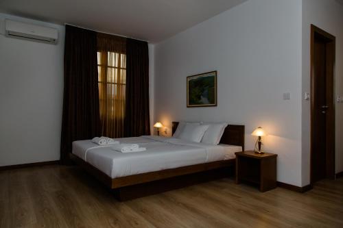 Gallery image of Family Hotel Perla in Lukovit