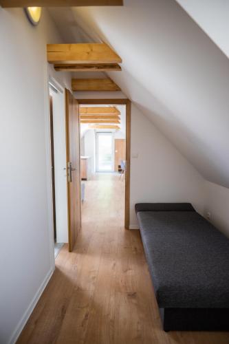 Una cama o camas en una habitación de Ubytovanie Alej Bojnice