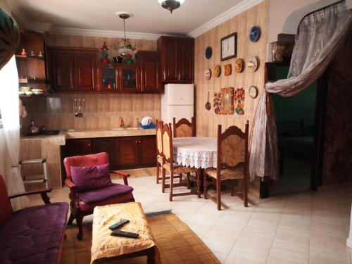 Imagen de la galería de Marguerite Apartemnt dans une résidence familiale, en Casablanca