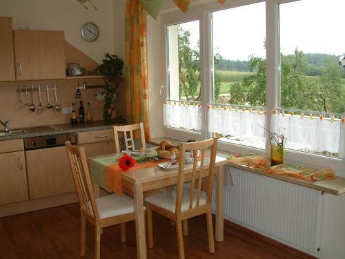 Dapur atau dapur kecil di Ferienwohnungen Ströhlein