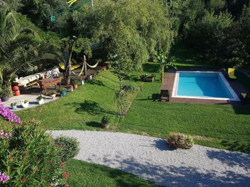 Vista de la piscina de Quinta das Tres Fontes o alrededores