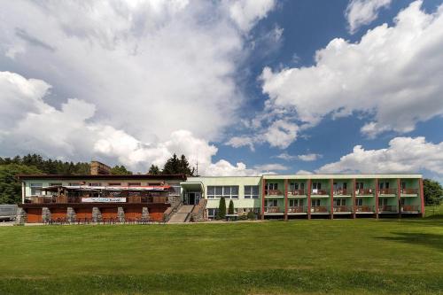 Gallery image of Hotel Racek in Černá v Pošumaví