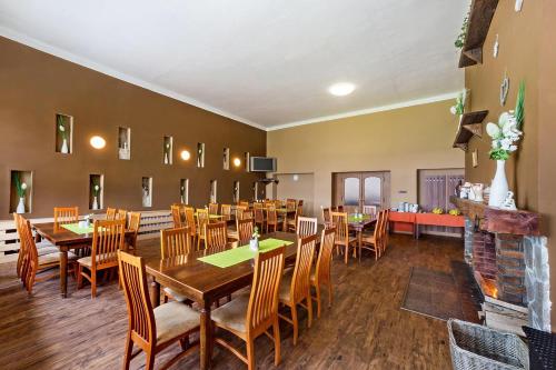 Gallery image of Hotel Racek in Černá v Pošumaví