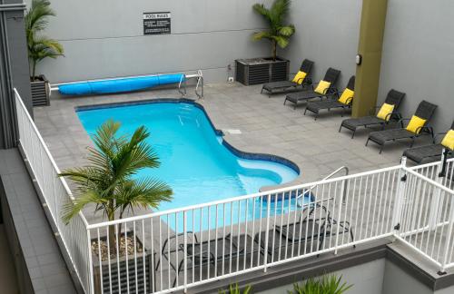 an image of a pool in a hotel room at Albacore Apartments in Merimbula