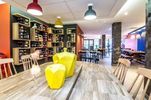 Posezení v ubytování ibis styles Albi Centre Le Theatro