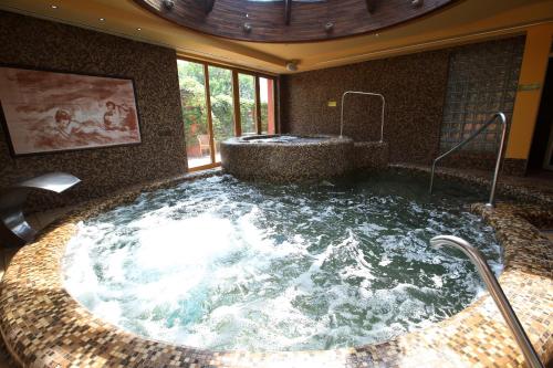 Φωτογραφία από το άλμπουμ του Wellness Hotel Laroba σε Alsóörs