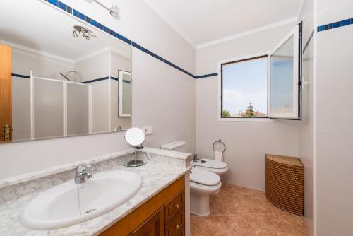 Ένα μπάνιο στο Casa Lena