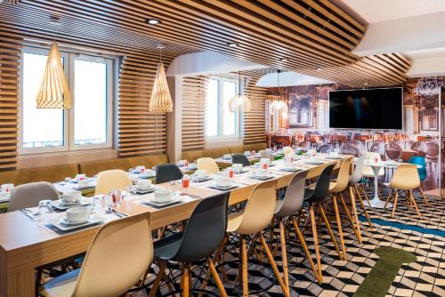 Restoran atau tempat lain untuk makan di ibis Styles Clamart Gare Grand Paris