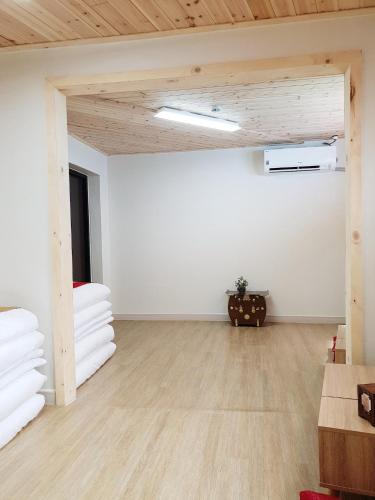 Foto dalla galleria di Dal Garam Guesthouse - 외국인 전용 a Gangneung