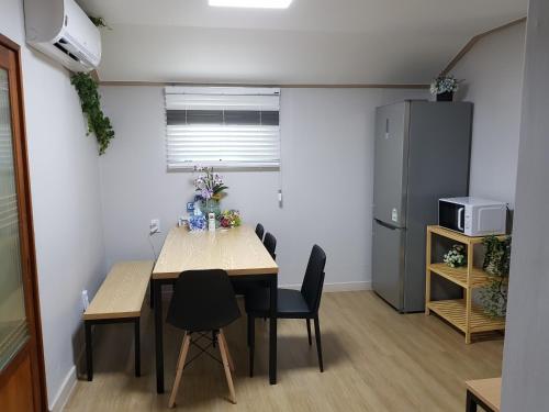 Foto dalla galleria di Dal Garam Guesthouse - 외국인 전용 a Gangneung