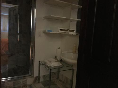Entire Second Flr - Santa Monica Luxury Roman Villa photo 71