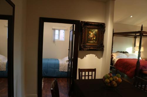 Entire Second Flr - Santa Monica Luxury Roman Villa photo 68