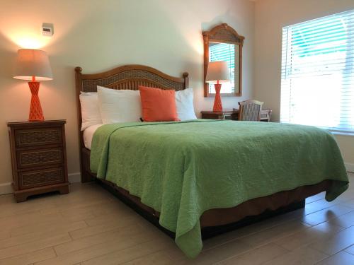 Una cama o camas en una habitación de Addy's Villas