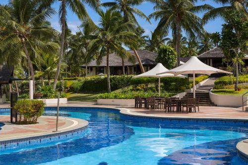 Bazén v ubytování Warwick Le Lagon Resort & Spa, Vanuatu nebo v jeho okolí