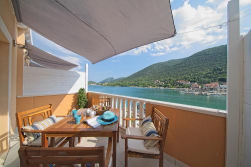 Gallery image of Oyster paradise Turquoise apartment in Ston