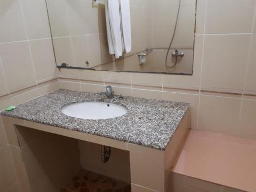 A bathroom at Hotel Wailiti