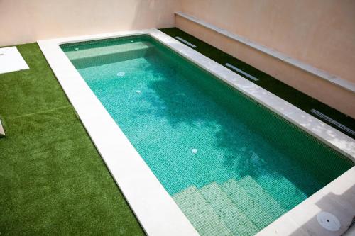 Kolam renang di atau dekat dengan Hotel El Guía