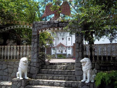Taman di luar Pousada do Mendonça