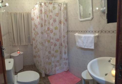Vonios kambarys apgyvendinimo įstaigoje Casa Rural Zalemy