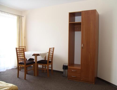 Afbeelding uit fotogalerij van Restauracja Applause in Ludwin