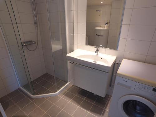 Bilik mandi di Apartment Ulsteinvik