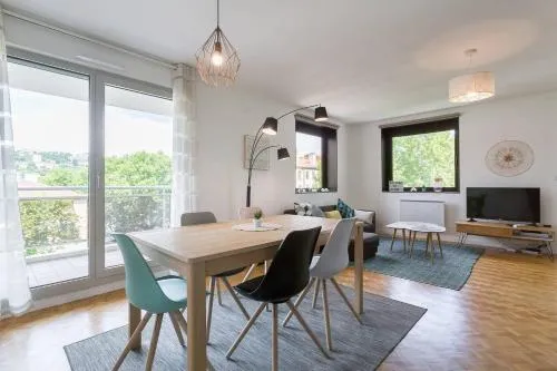 Appartement Lyon Centre Confluence 100 m2 Parking Terrasses photo 1