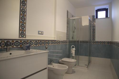 Vonios kambarys apgyvendinimo įstaigoje Appartamento ZIBIBBO