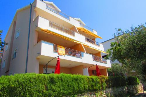 Apartments Dominika, Trogir, Croatia - Booking.com