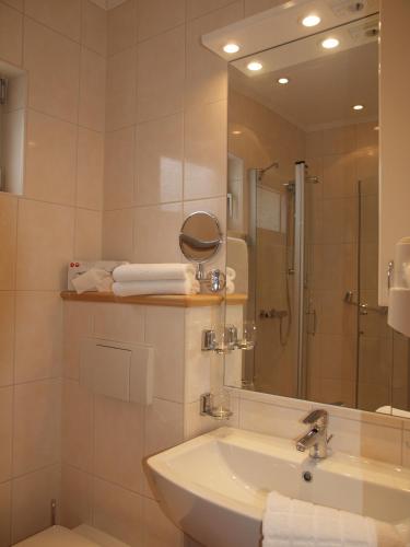 Gallery image of Hotel Garni Rheinpracht in Kamp-Bornhofen