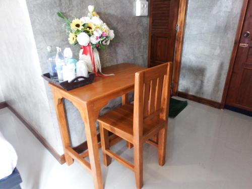 Φωτογραφία από το άλμπουμ του Polpol & Nuanlaor Hotel σε Phrae