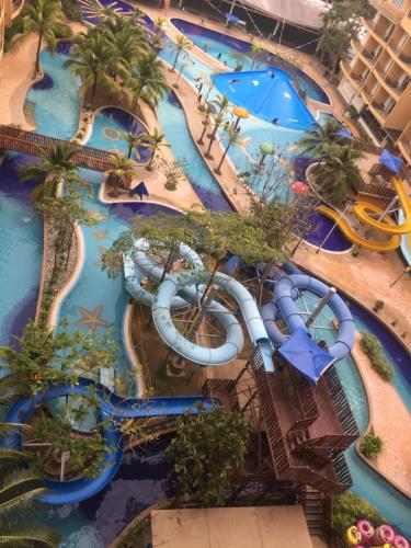 Бассейн в Bestari Homestay @ Gold Coast Morib или поблизости