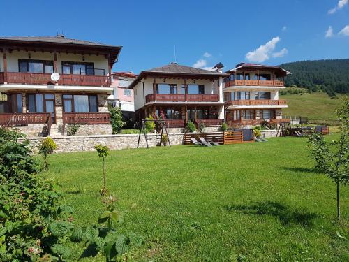 瑟尔尼察Къщи за гости БАШЕВИ的相册照片