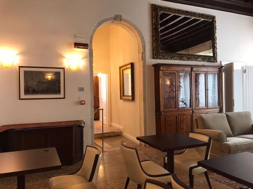 Posedenie v ubytovaní Suites alla Maddalena