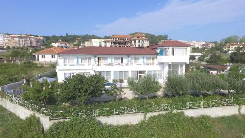 Imagen de la galería de Sani Family Hotel, en Byala