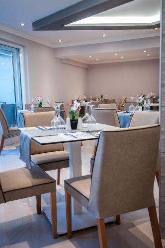 Φωτογραφία από το άλμπουμ του Garden Palace Hotel στον Λαγανά