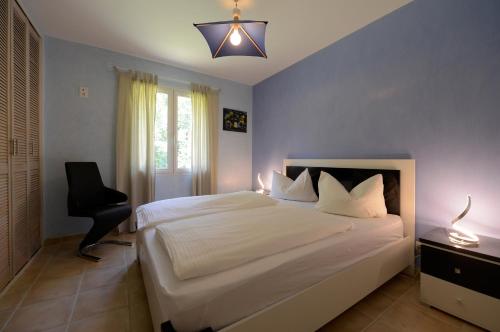 Ένα ή περισσότερα κρεβάτια σε δωμάτιο στο Villa "Duxcaar"